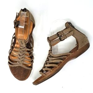 KELLY & KATIE Open Toe Flat Sandals Women's Size 7.5